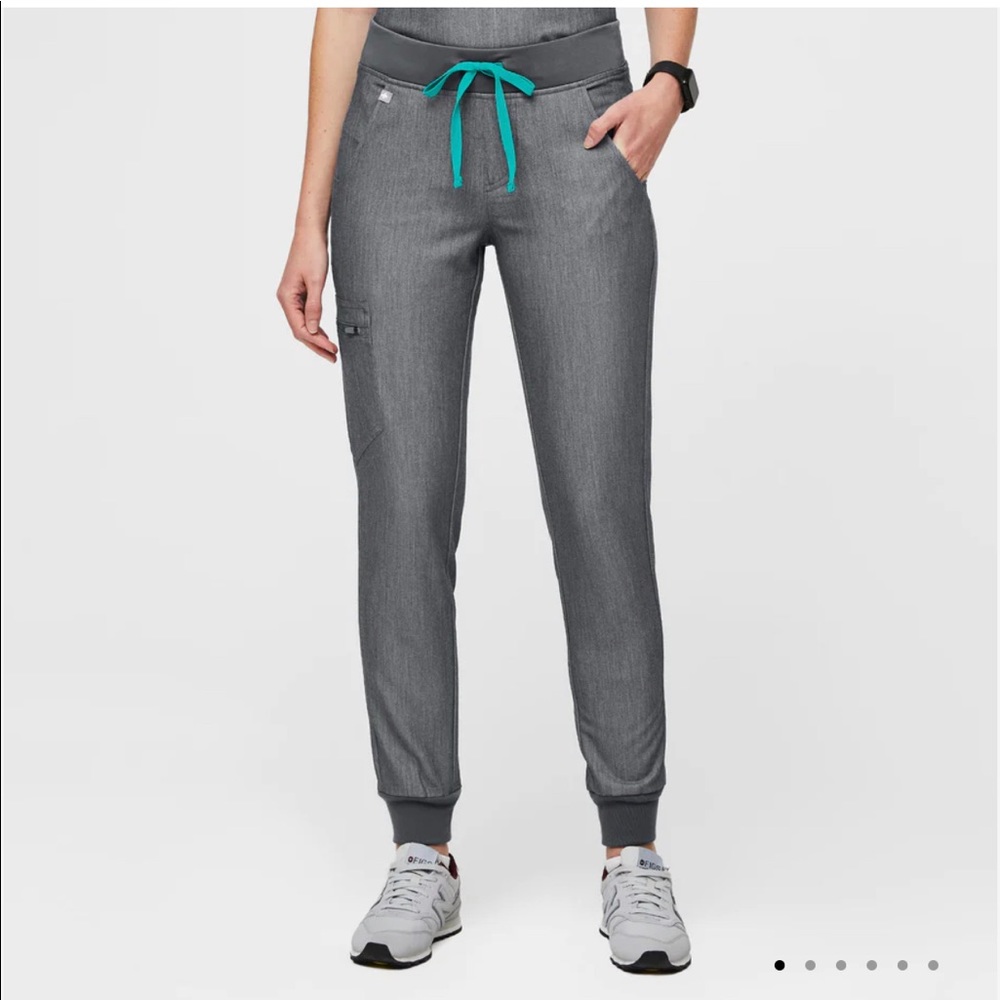 Zamora™ Jogger Scrub Pants